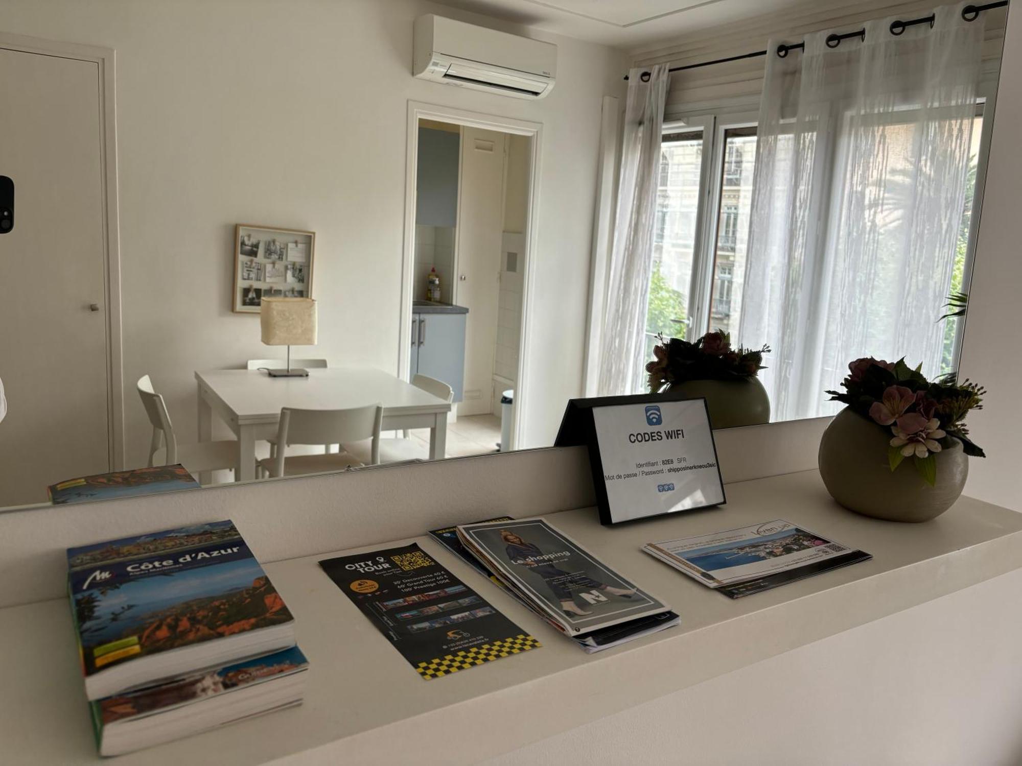 Bel Appartement De Gill Centre Ville Nizza Kültér fotó